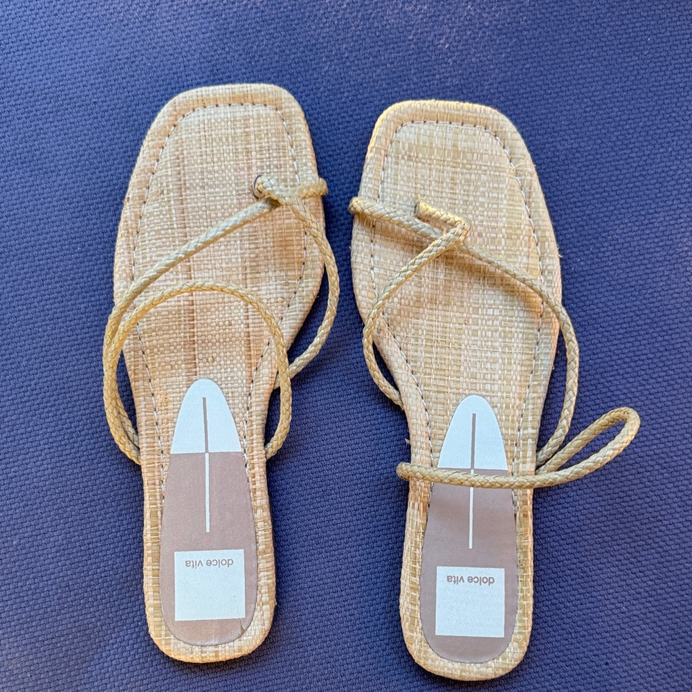 Dolce Vita Tan Strappy Sandals Size 8.5